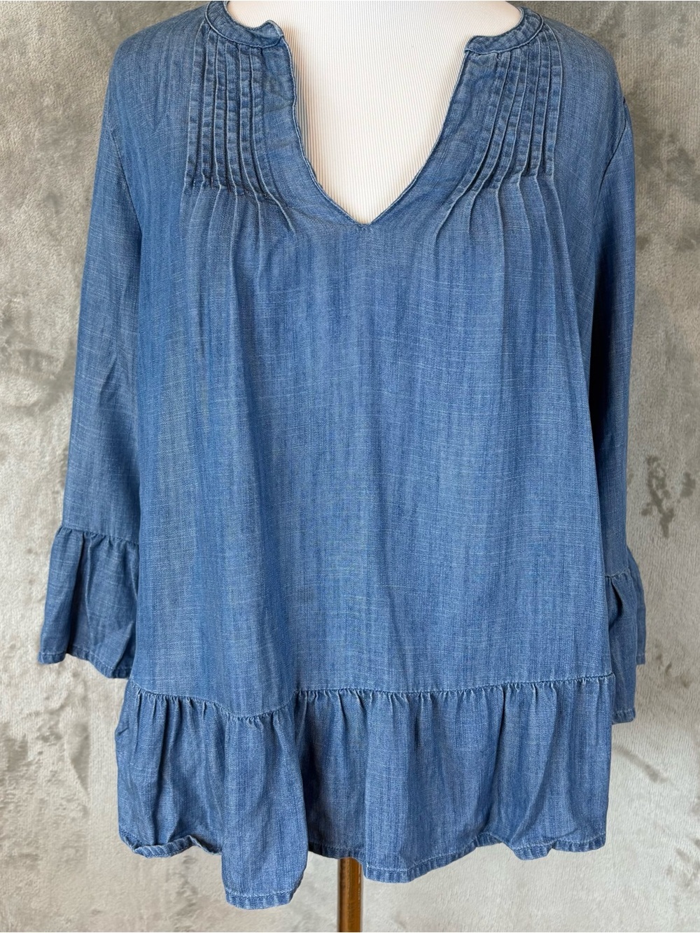GAP Chambray V-Neck Peasant Tiered Ruffle Blouse Top Sz S
